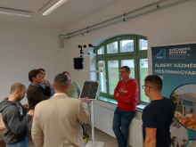 A rendszer bemutatása interaktív módon