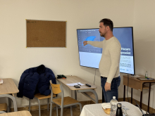 Szám Donát szaktanácsadó sok hasznos térinformatikai összefüggést ismertetett az Agrár-EDIH felcsúti programján